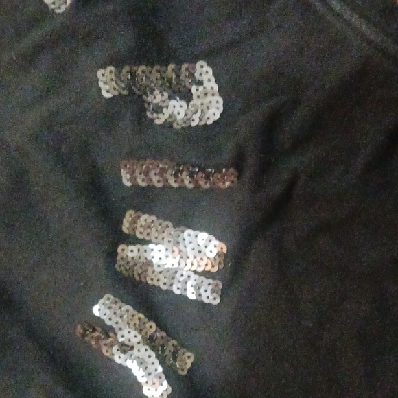 PINK Victoria's Secret Black Short Sleeve Tee - Picture 3 of 5